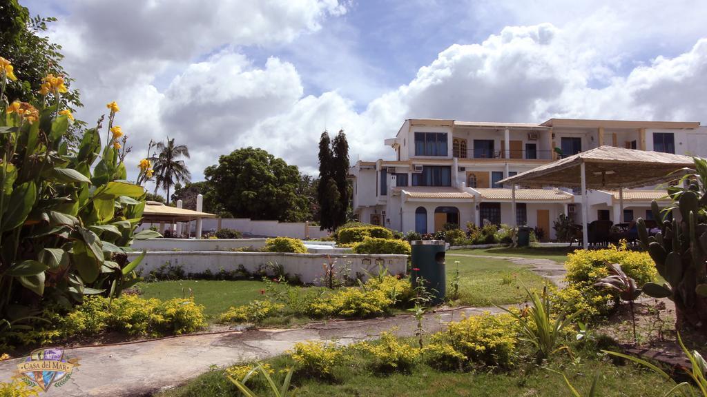 Casa Del Mar Beach Resort San Remigio  Exterior photo